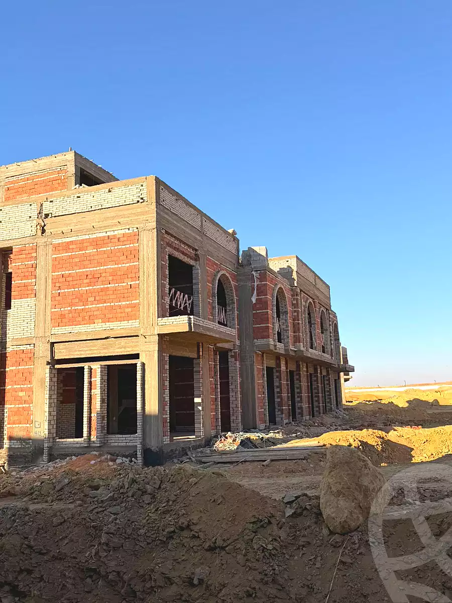 https://aqarmap.com.eg/en/listing/6971265-for-sale-cairo-new-cairo-compounds-zyd-yst