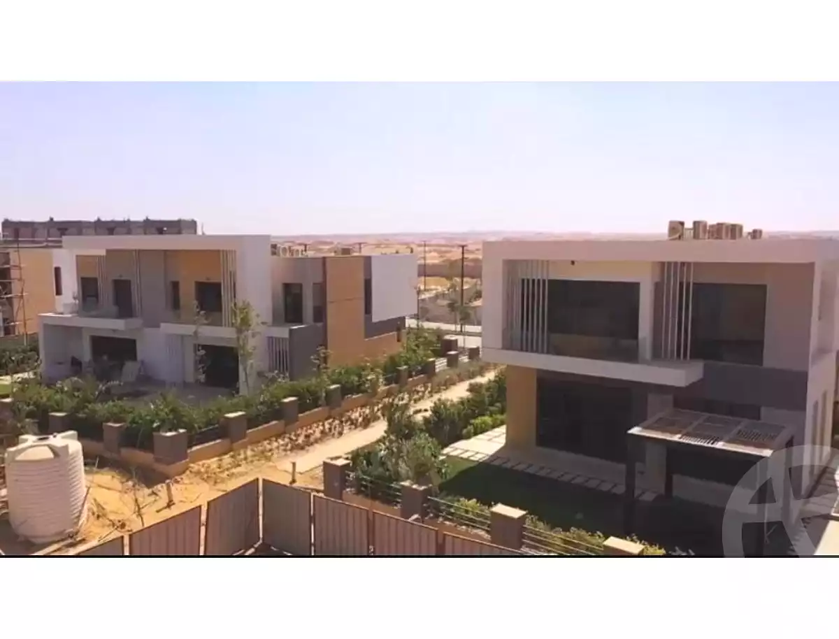 https://aqarmap.com.eg/ar/listing/6982607-for-sale-cairo-new-cairo-compounds-zyd-yst