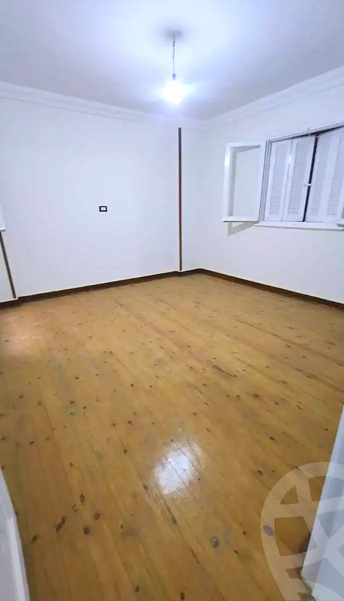 https://aqarmap.com.eg/ar/listing/6982821-for-rent-alexandria-el-mandara-alex-el-mandara-bahri