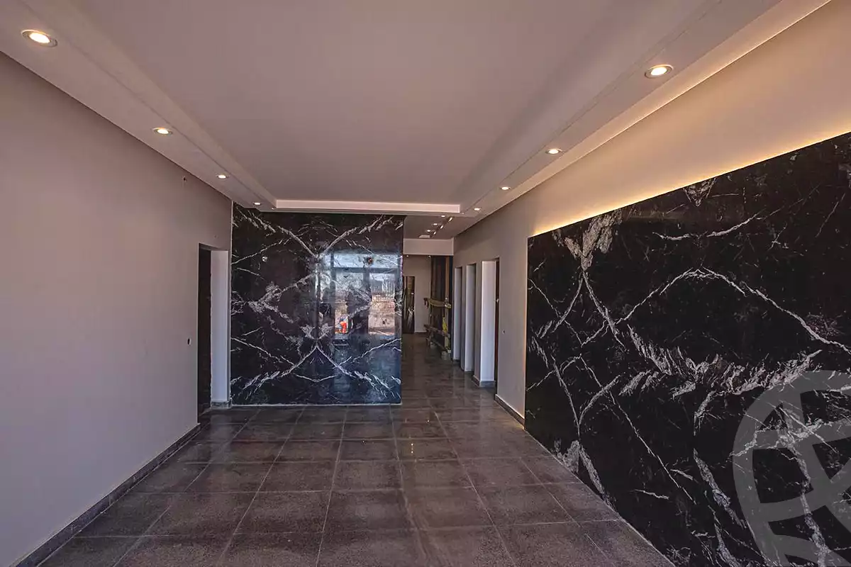 https://aqarmap.com.eg/en/listing/6983165-for-sale-cairo-new-administrative-capital-r7-bwrdwwk