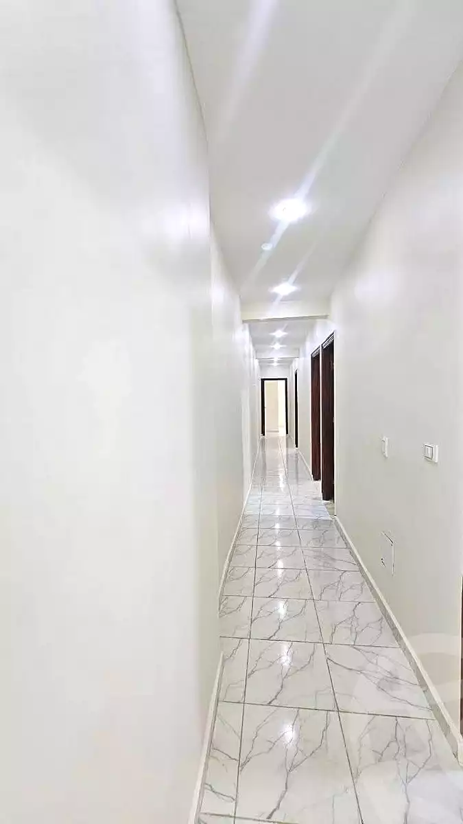 https://aqarmap.com.eg/ar/listing/6983235-for-sale-alexandria-sydy-bshr-sydy-bshr-bhry-shr-mhmwd-l-yswy