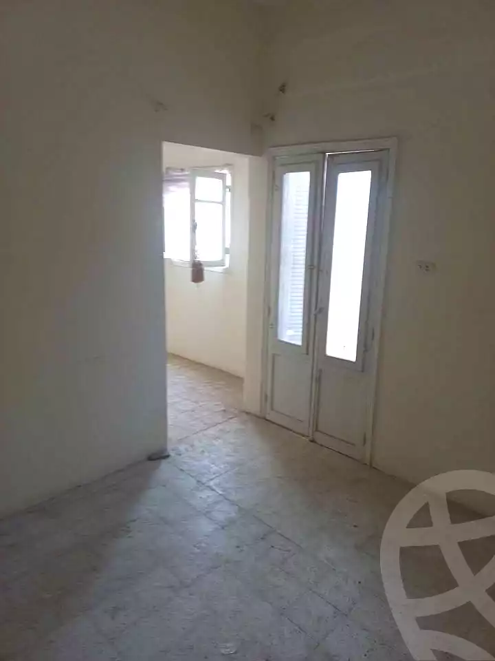 https://aqarmap.com.eg/ar/listing/6982243-for-sale-alexandria-lsywf-shamaa-salah-el-din-ibrahem-st