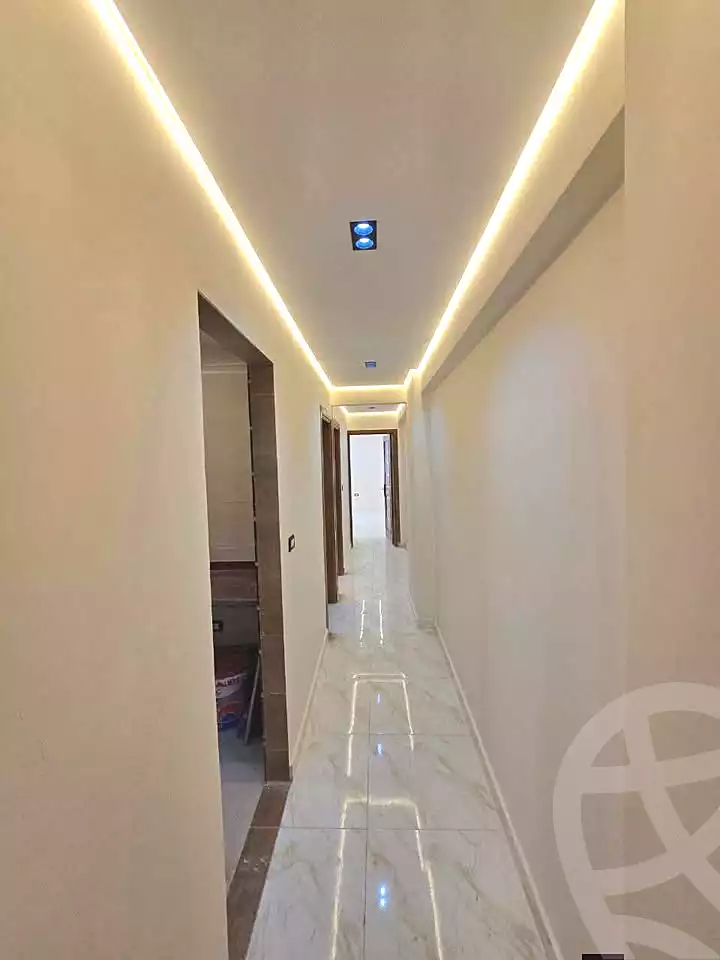 https://aqarmap.com.eg/ar/listing/6982164-for-sale-alexandria-lsywf-el-daraeb-st