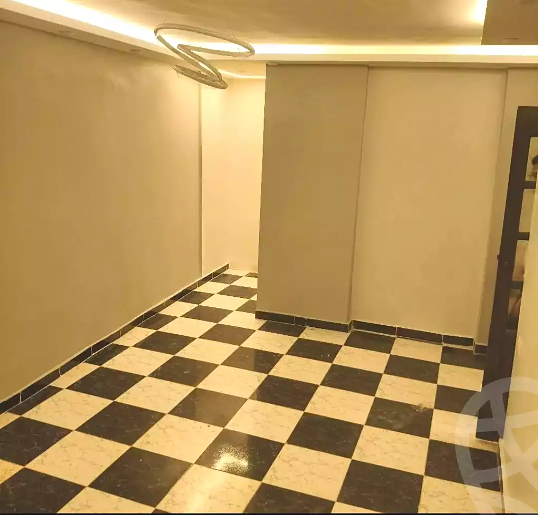 https://aqarmap.com.eg/ar/listing/6983825-for-sale-alexandria-miami-street-57
