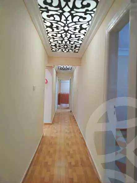 https://aqarmap.com.eg/ar/listing/6983927-for-sale-alexandria-el-asafra-shr-45