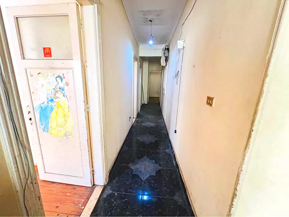 https://aqarmap.com.eg/ar/listing/6984358-for-sale-alexandria-sporting-abou-quer-st
