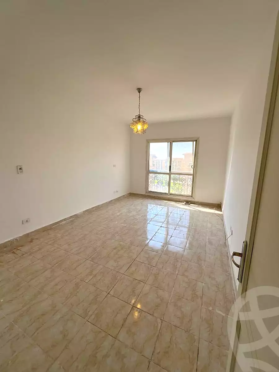 https://aqarmap.com.eg/en/listing/6984533-for-rent-cairo-new-cairo-lrhb-city-phase-8