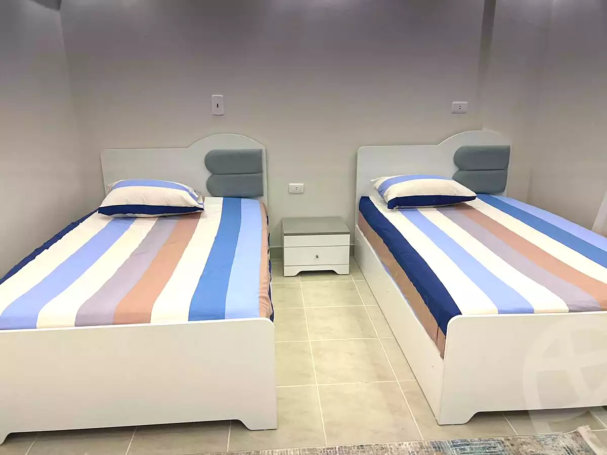 https://aqarmap.com.eg/ar/listing/6984560-for-rent-cairo-new-cairo-lrhb-city-phase-7