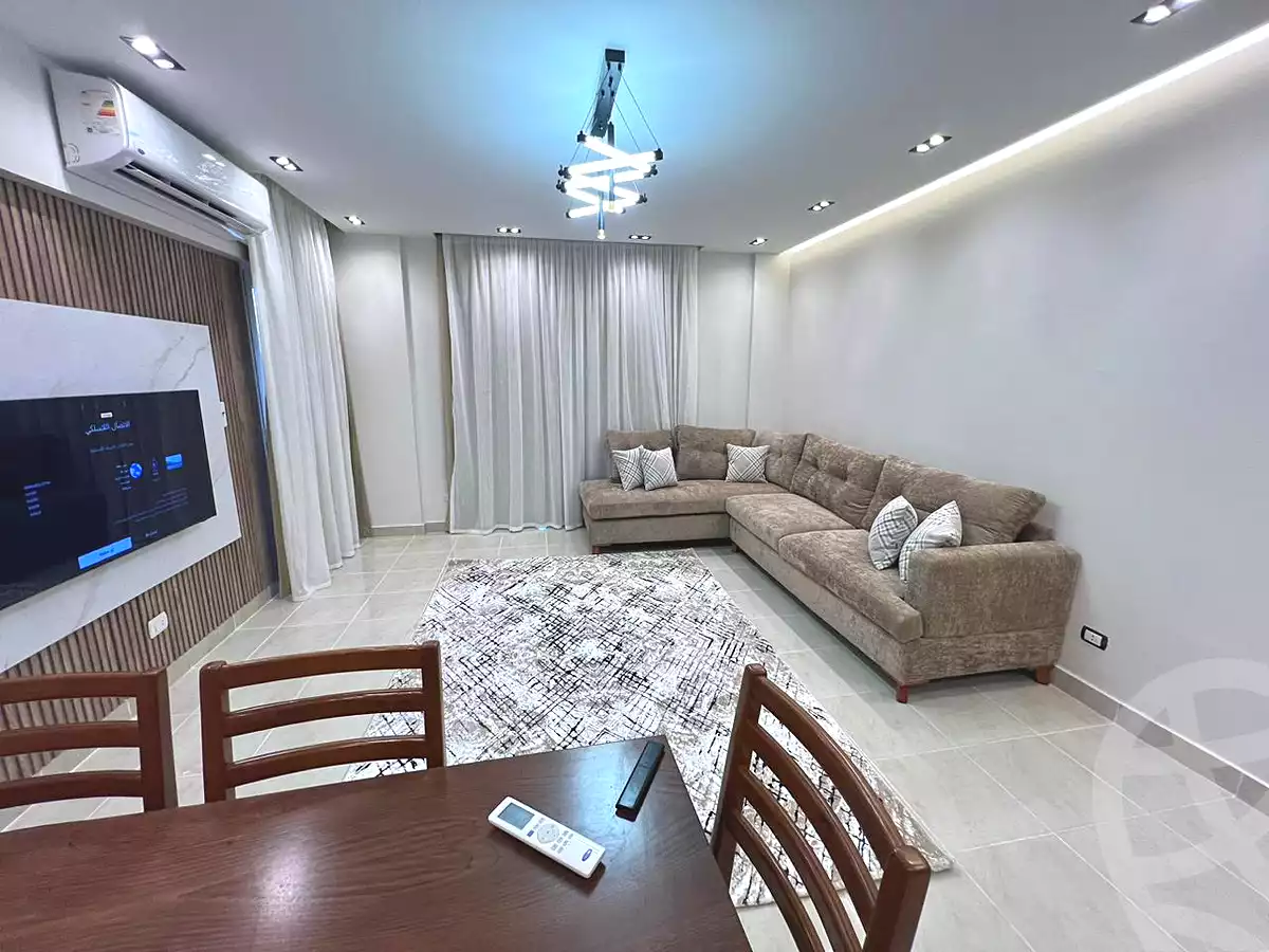 https://aqarmap.com.eg/ar/listing/6984560-for-rent-cairo-new-cairo-lrhb-city-phase-7