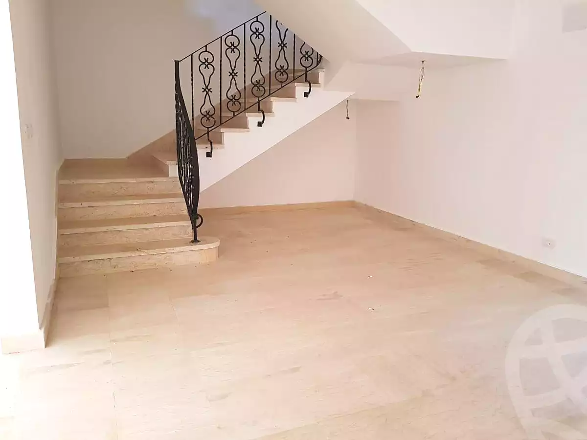 https://aqarmap.com.eg/ar/listing/6984571-for-rent-cairo-new-cairo-lrhb-city-phase-8