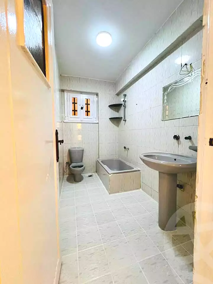 https://aqarmap.com.eg/en/listing/6984627-for-sale-alexandria-al-agamy-shataa-el-nakheel
