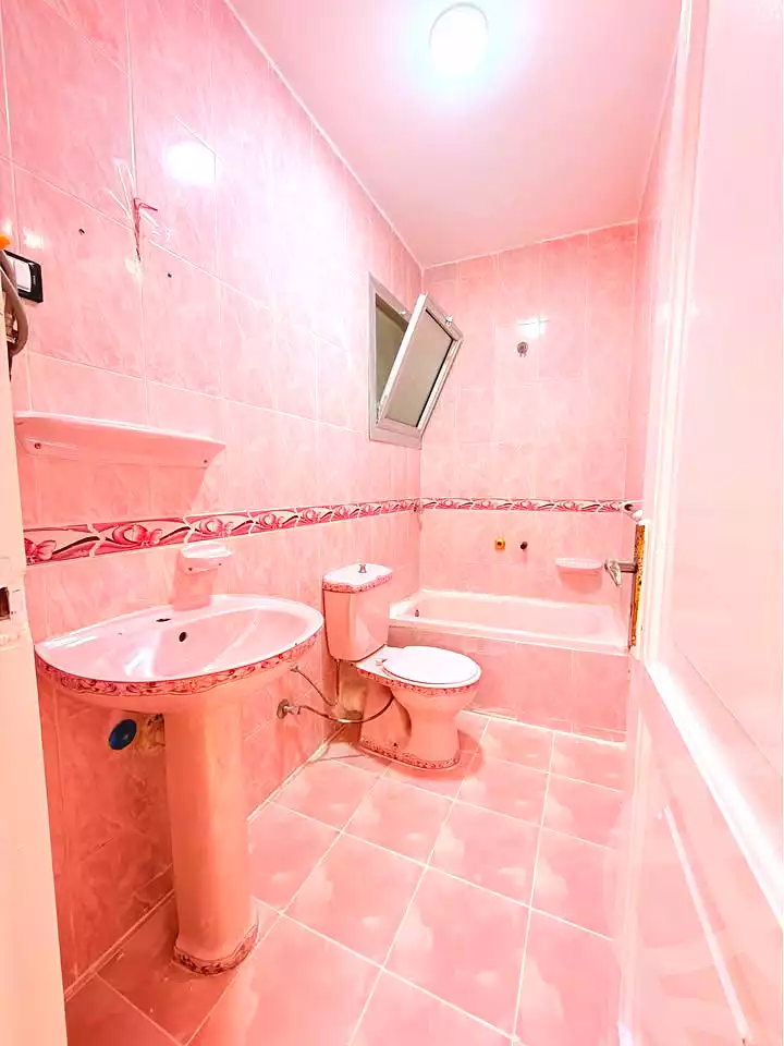 https://aqarmap.com.eg/en/listing/6984697-for-sale-alexandria-al-agamy