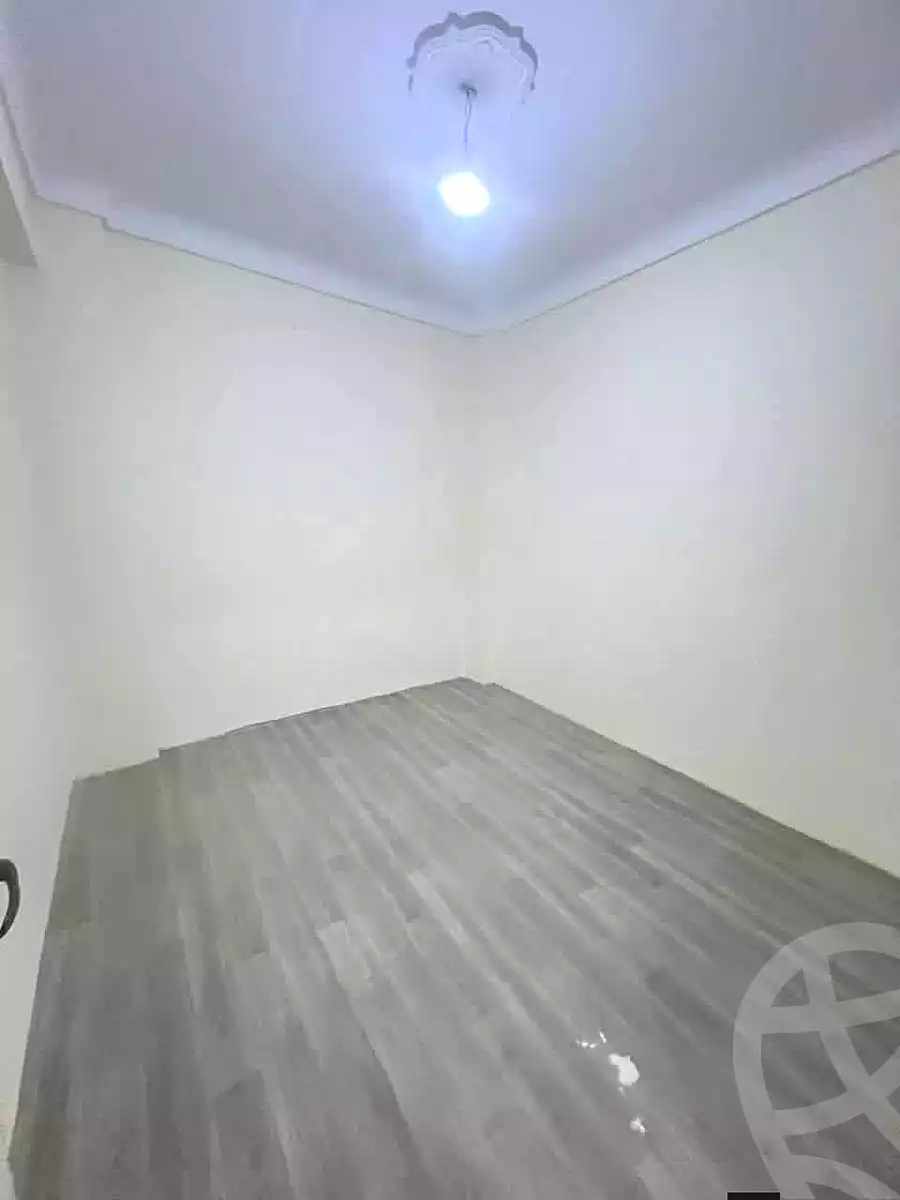 https://aqarmap.com.eg/ar/listing/6984922-for-sale-alexandria-lsywf-el-falki