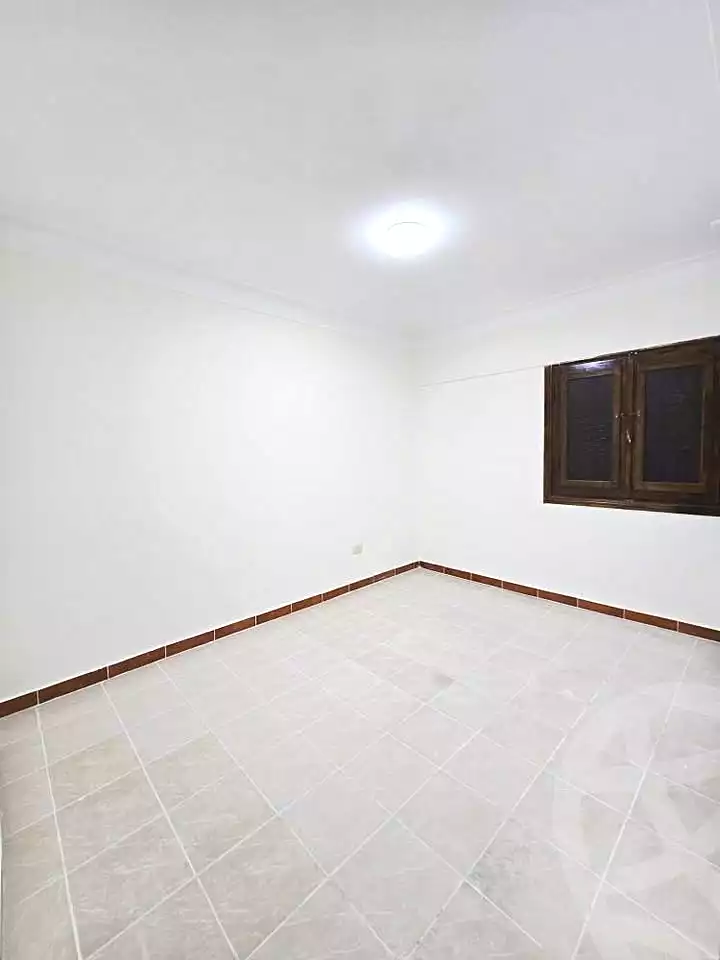 https://aqarmap.com.eg/ar/listing/6985515-for-sale-alexandria-al-agamy-shataa-el-nakheel