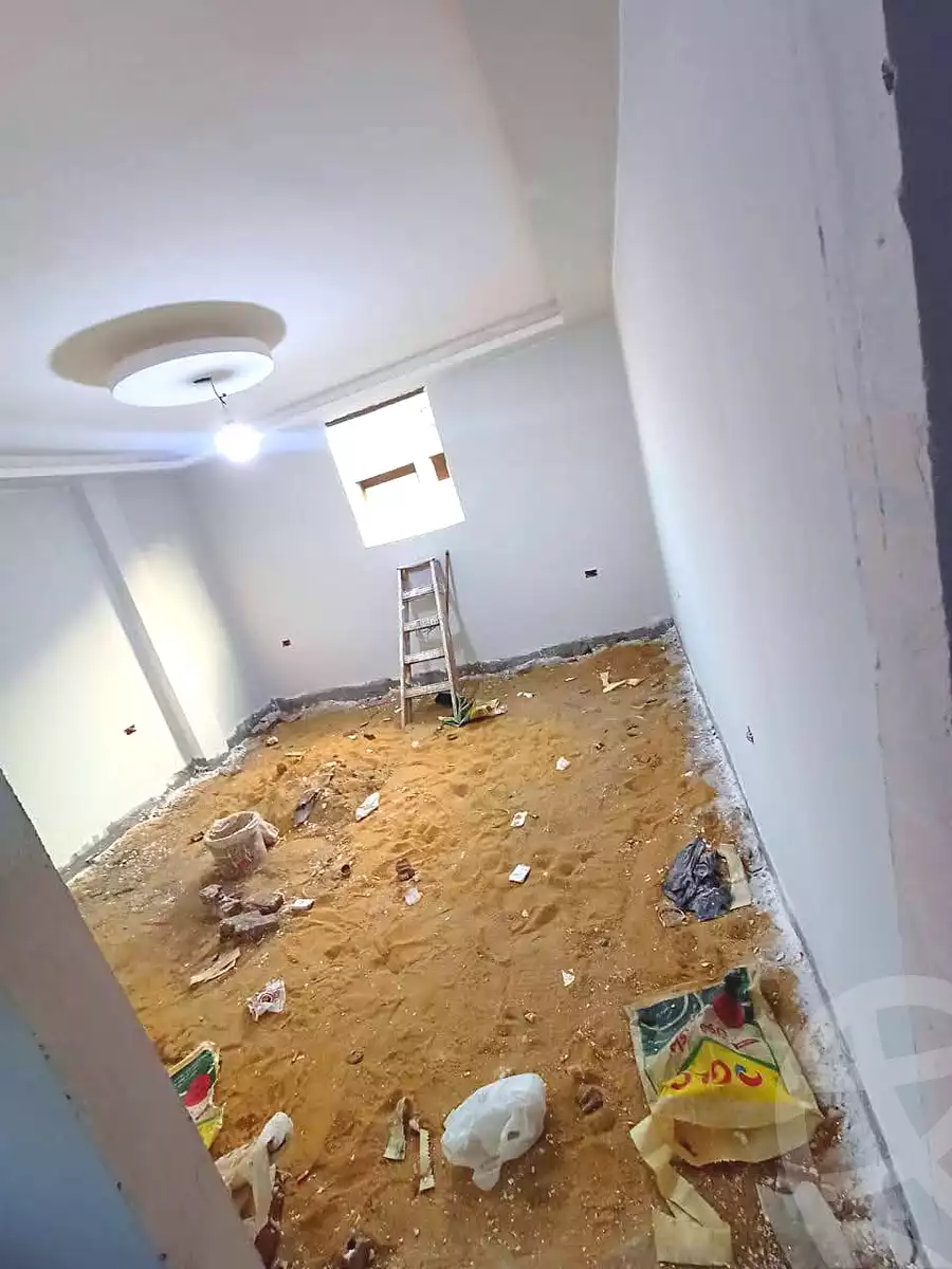 https://aqarmap.com.eg/ar/listing/6985569-for-sale-cairo-helwan-mohamed-sayed-ahmed-st