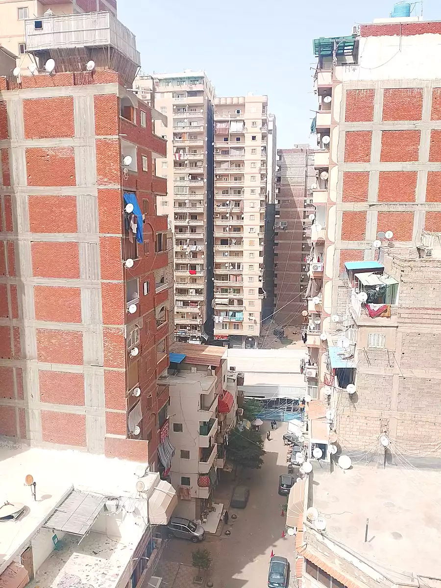 https://aqarmap.com.eg/ar/listing/6985666-for-sale-alexandria-sydy-bshr-sydy-bshr-bhry-shr-mhmd-njyb