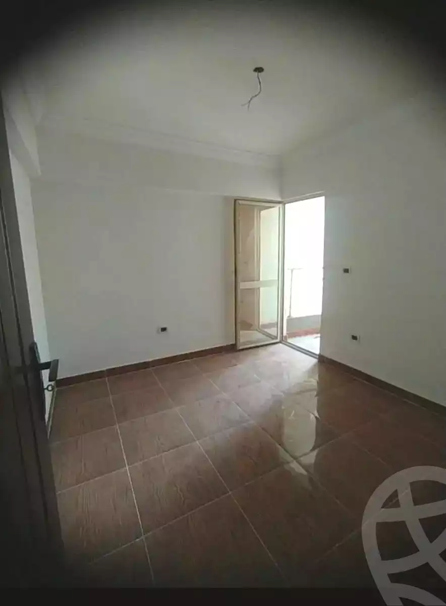 https://aqarmap.com.eg/ar/listing/6985846-for-rent-alexandria-lsywf-el-karma-compound