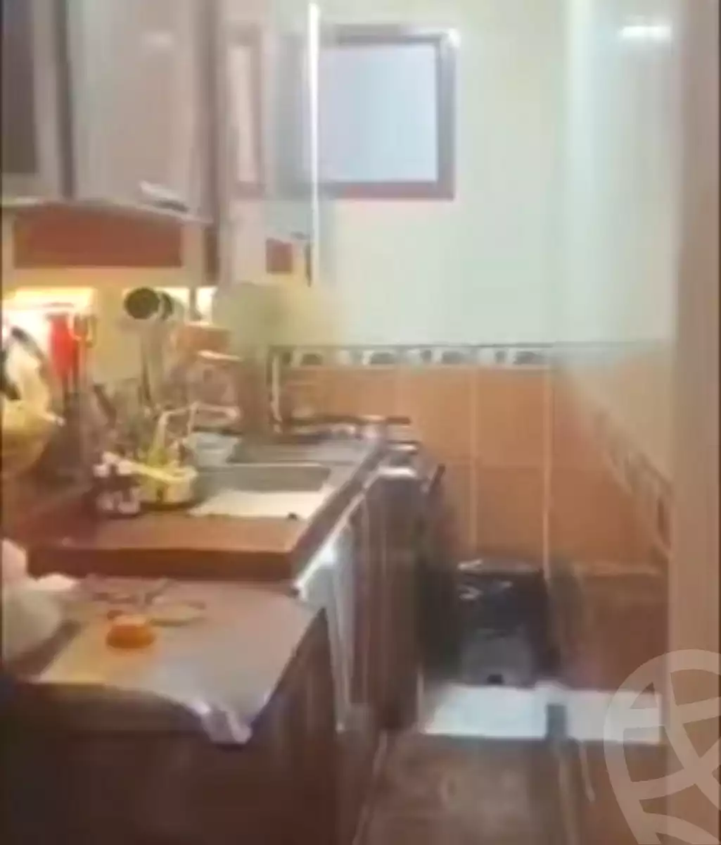 https://aqarmap.com.eg/ar/listing/6985869-for-sale-alexandria-sydy-bshr-sydy-bshr-bhry-shr-mhmwd-l-yswy