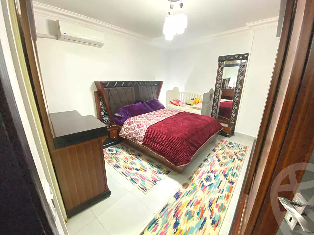 https://aqarmap.com.eg/en/listing/6985909-for-sale-cairo-helwan-hadayek-helwan-nile-corniche-st