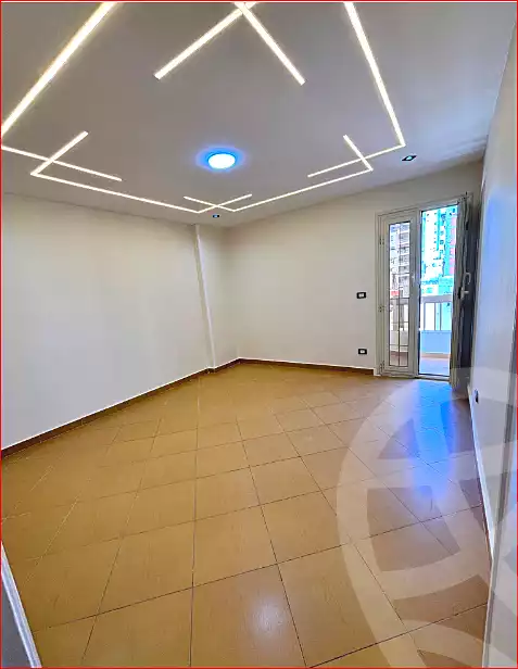 https://aqarmap.com.eg/ar/listing/6986114-for-sale-alexandria-miami-el-gaish-rd-st