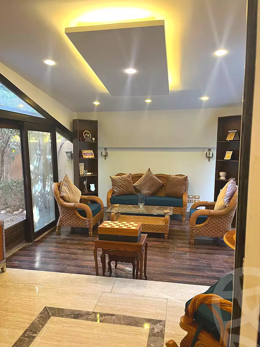 https://aqarmap.com.eg/en/listing/6986123-for-sale-cairo-new-cairo-compounds-hyde-park-centre-ville-hyde-park