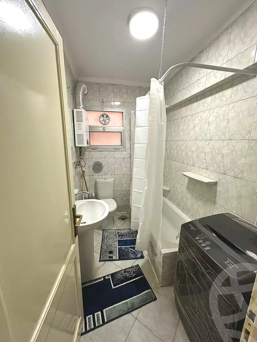 https://aqarmap.com.eg/en/listing/6986141-for-rent-cairo-new-cairo-lrhb-city-phase-8