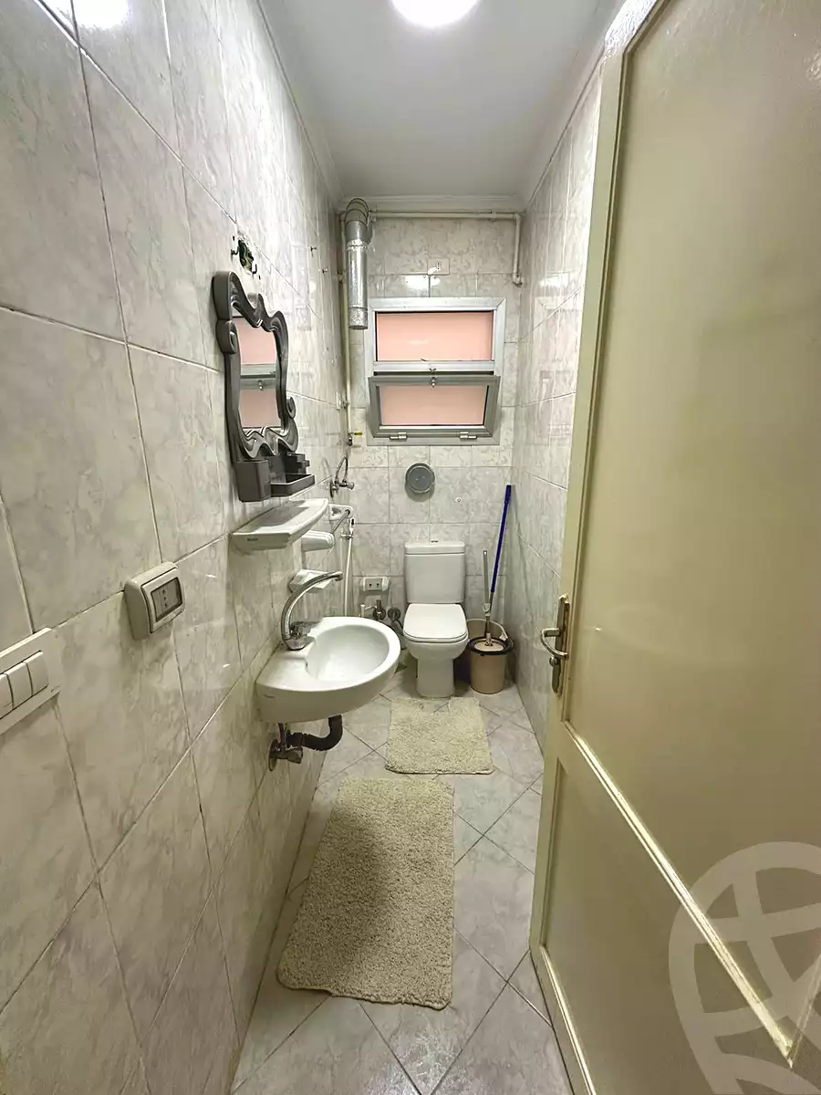 https://aqarmap.com.eg/en/listing/6986141-for-rent-cairo-new-cairo-lrhb-city-phase-8
