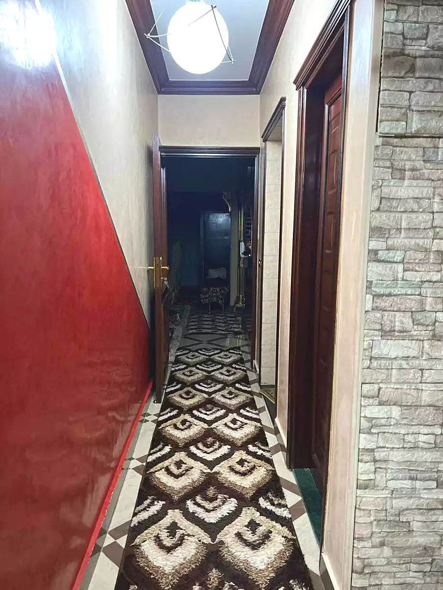 https://aqarmap.com.eg/ar/listing/6986394-for-sale-cairo-shoubra-el-mzalat-tafteesh-al-rai-st