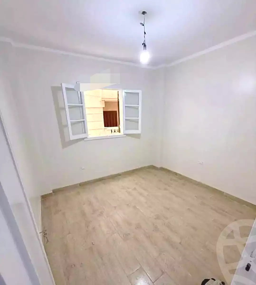 https://aqarmap.com.eg/en/listing/6986957-for-sale-alexandria-el-mandara-alex-el-mandara-bahri