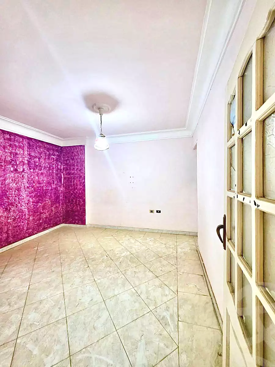 https://aqarmap.com.eg/en/listing/6986974-for-sale-alexandria-el-mandara-moritania-st