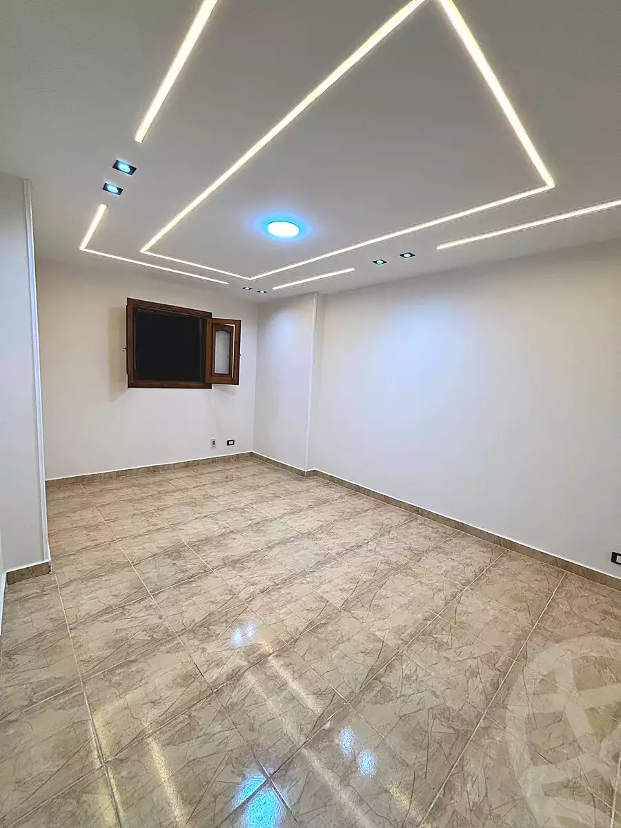 https://aqarmap.com.eg/ar/listing/6987266-for-sale-alexandria-miami-mahmoud-el-isawy-st