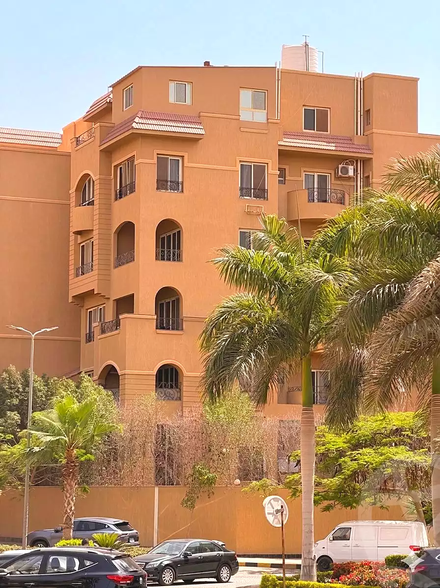 https://aqarmap.com.eg/en/listing/6987319-for-sale-cairo-new-cairo-lrhb-city-malls-and-markets