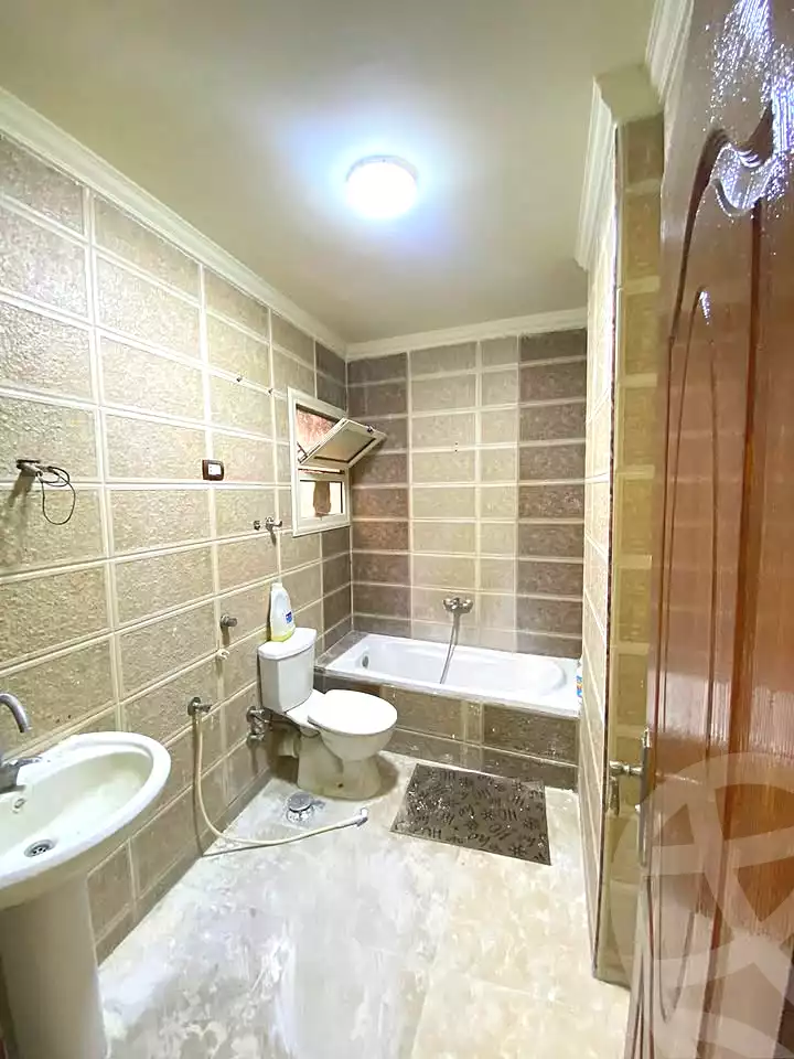https://aqarmap.com.eg/ar/listing/6987404-for-sale-alexandria-al-agamy-lbytsh-belia-st