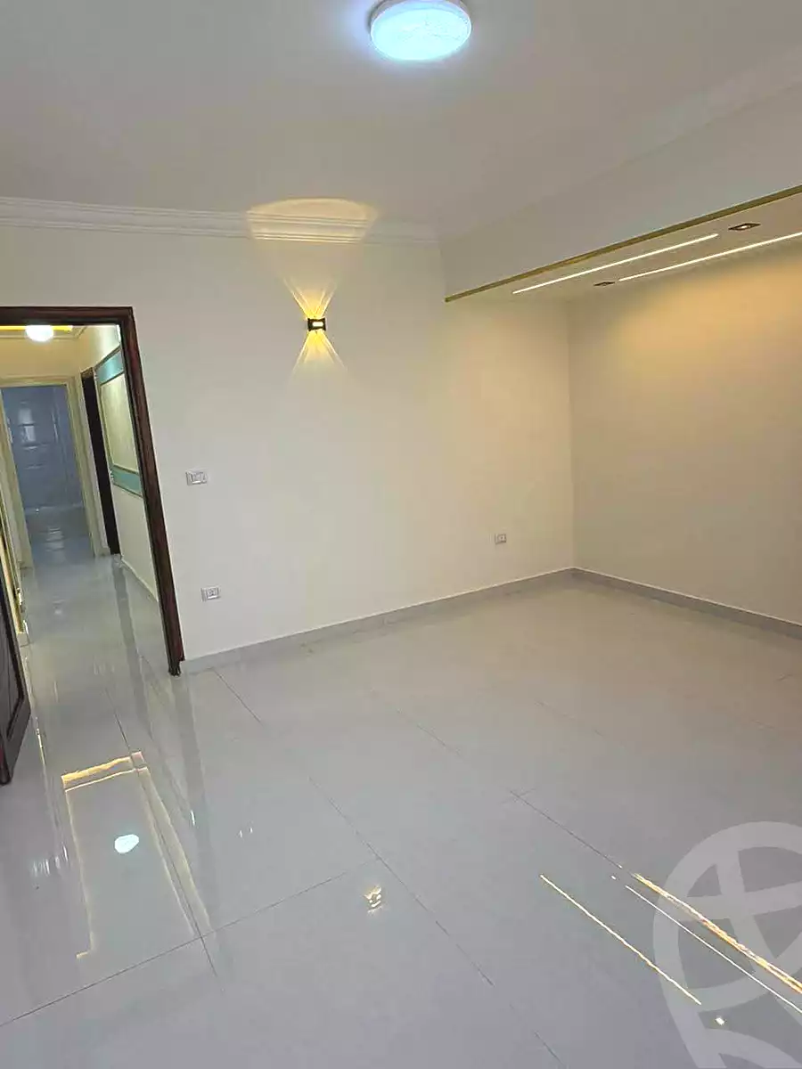 https://aqarmap.com.eg/ar/listing/6988570-for-sale-cairo-ain-shams-el-naam