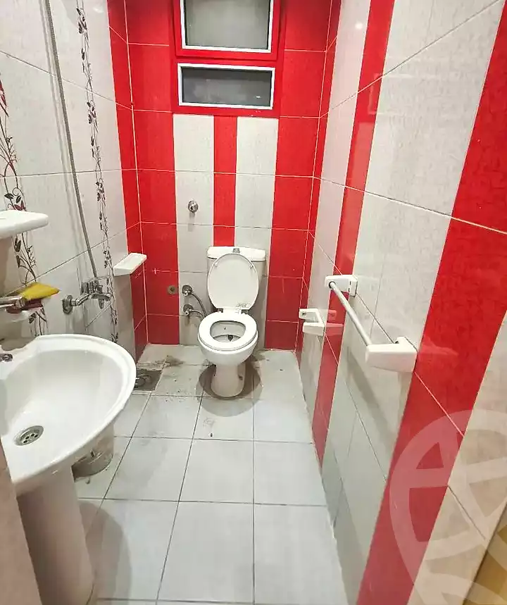 https://aqarmap.com.eg/en/listing/6988631-for-sale-alexandria-lsywf-el-falki