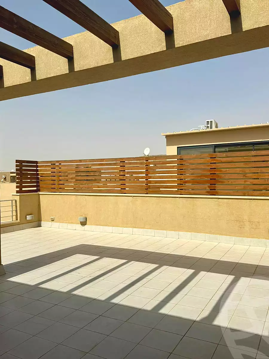 https://aqarmap.com.eg/ar/listing/6988981-for-sale-cairo-new-cairo-compounds-kmbwnd-kryk-twn-il-cazar