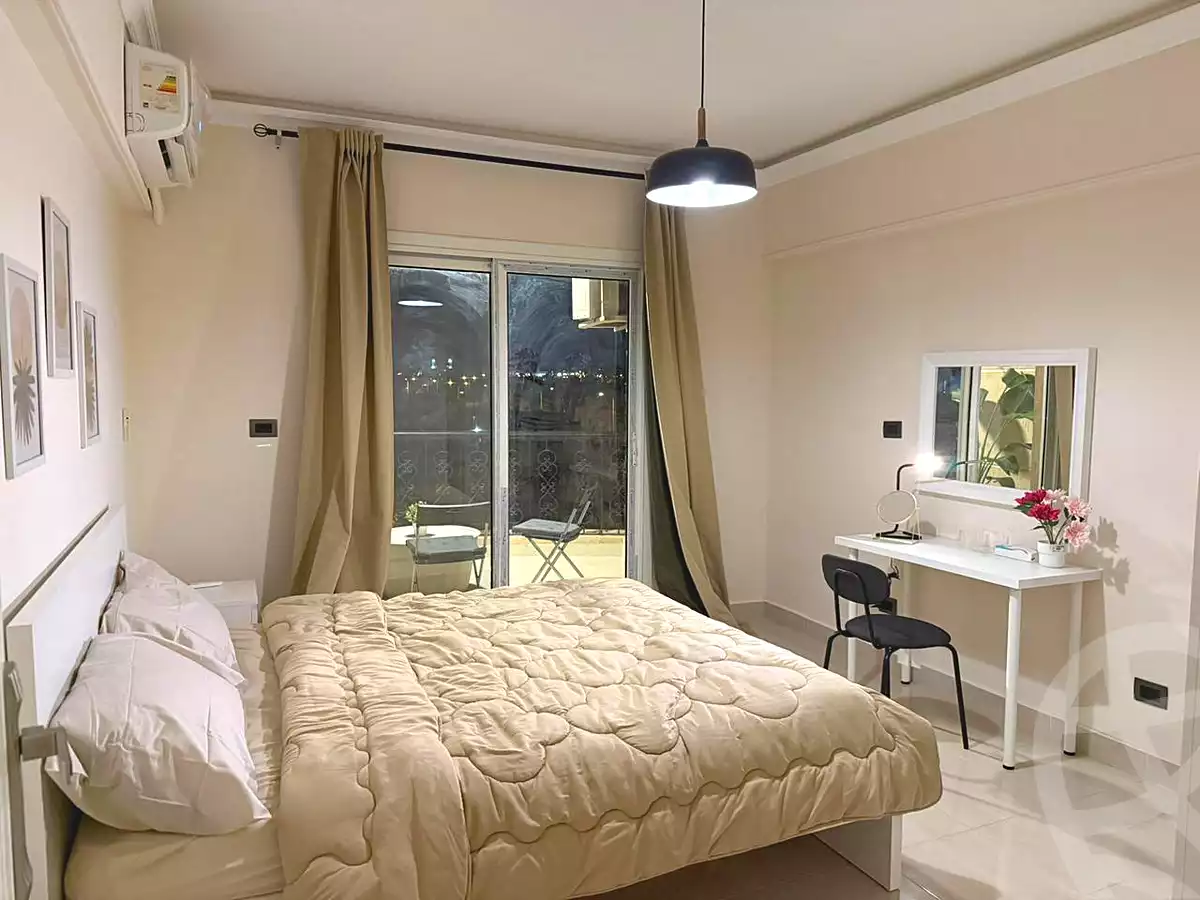 https://aqarmap.com.eg/ar/listing/6989226-for-rent-cairo-new-cairo-lrhb-city-phase-7