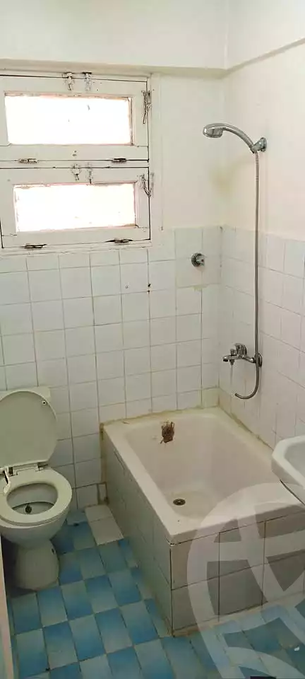 https://aqarmap.com.eg/ar/listing/6989434-for-sale-alexandria-sydy-bshr-sydy-bshr-qbly-faisal-city