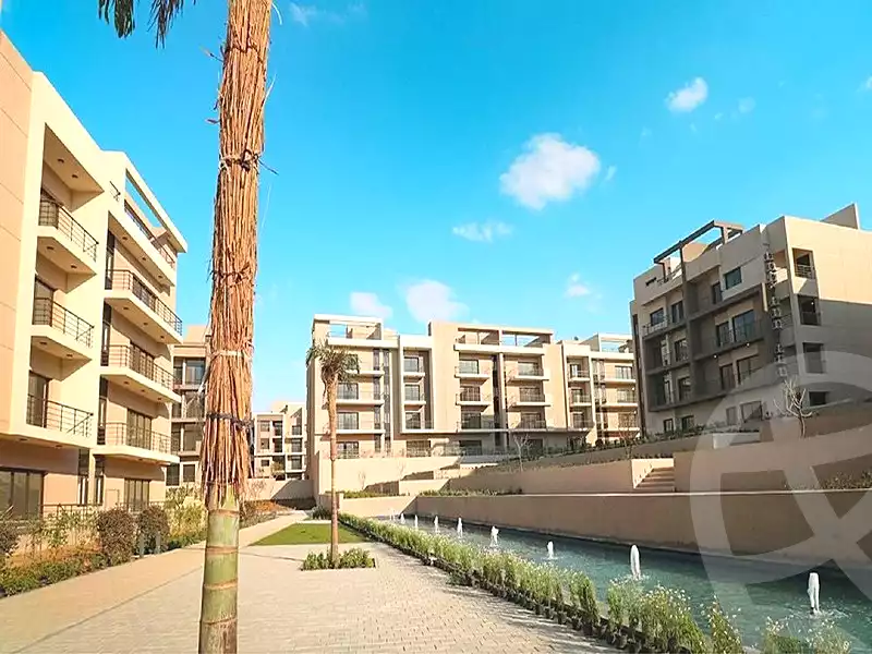 https://aqarmap.com.eg/ar/listing/6989547-for-sale-cairo-new-cairo-compounds-fifth-square