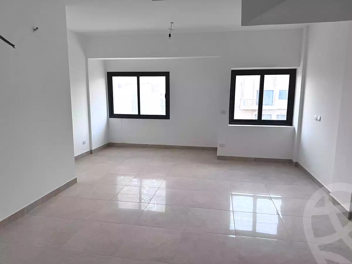 https://aqarmap.com.eg/en/listing/6989548-for-sale-cairo-new-cairo-compounds-fifth-square