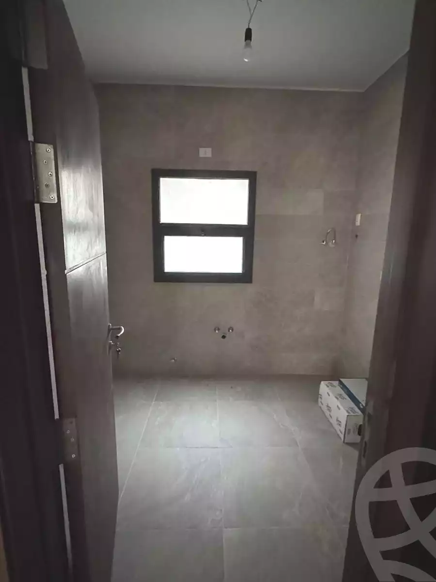 https://aqarmap.com.eg/en/listing/6989628-for-sale-cairo-new-cairo-compounds-fifth-square