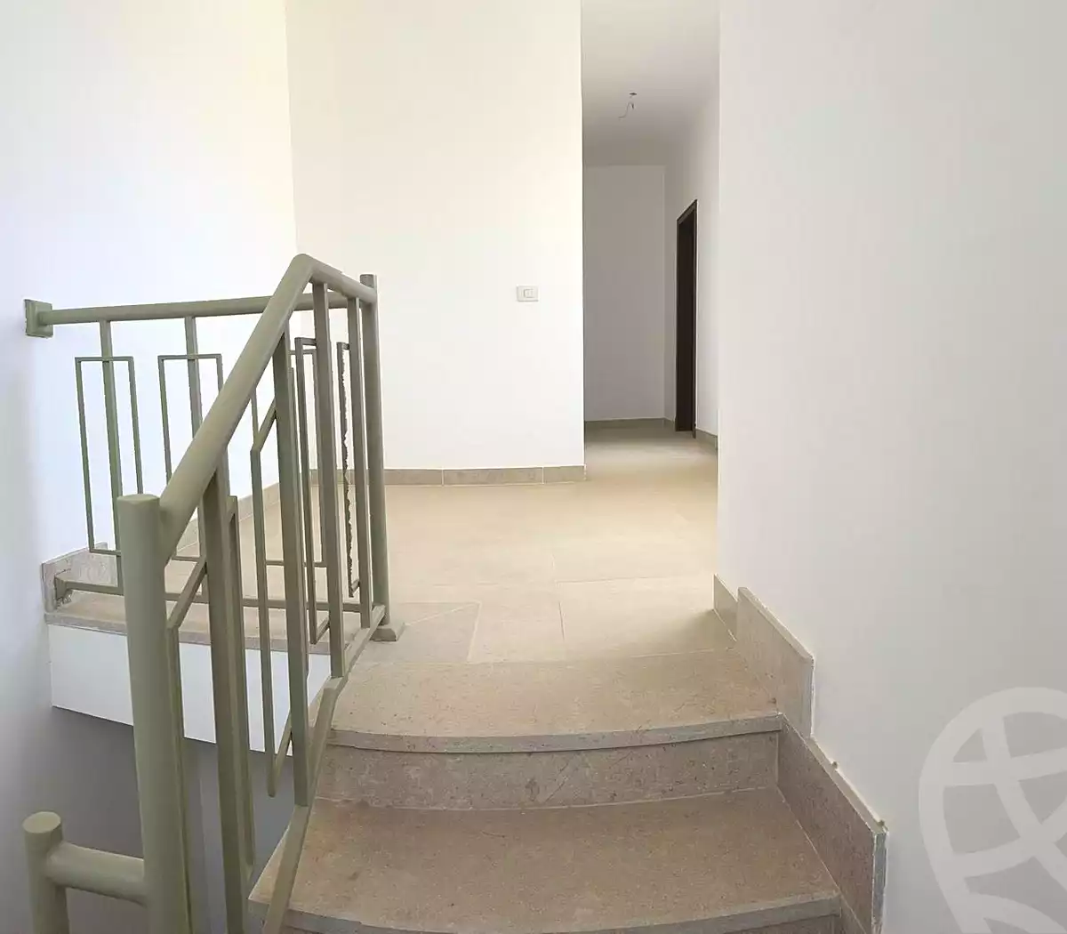 https://aqarmap.com.eg/ar/listing/6989649-for-sale-cairo-new-cairo-compounds-fifth-square