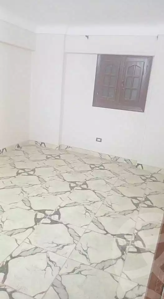 https://aqarmap.com.eg/ar/listing/6989796-for-sale-alexandria-el-mandara-shr-mlk-hfny