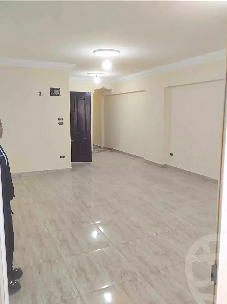 https://aqarmap.com.eg/en/listing/6989883-for-rent-alexandria-sydy-bshr