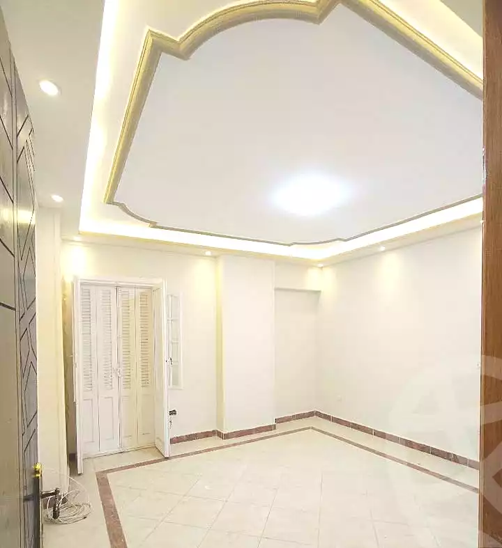 https://aqarmap.com.eg/en/listing/6989895-for-sale-alexandria-lsywf-el-falki