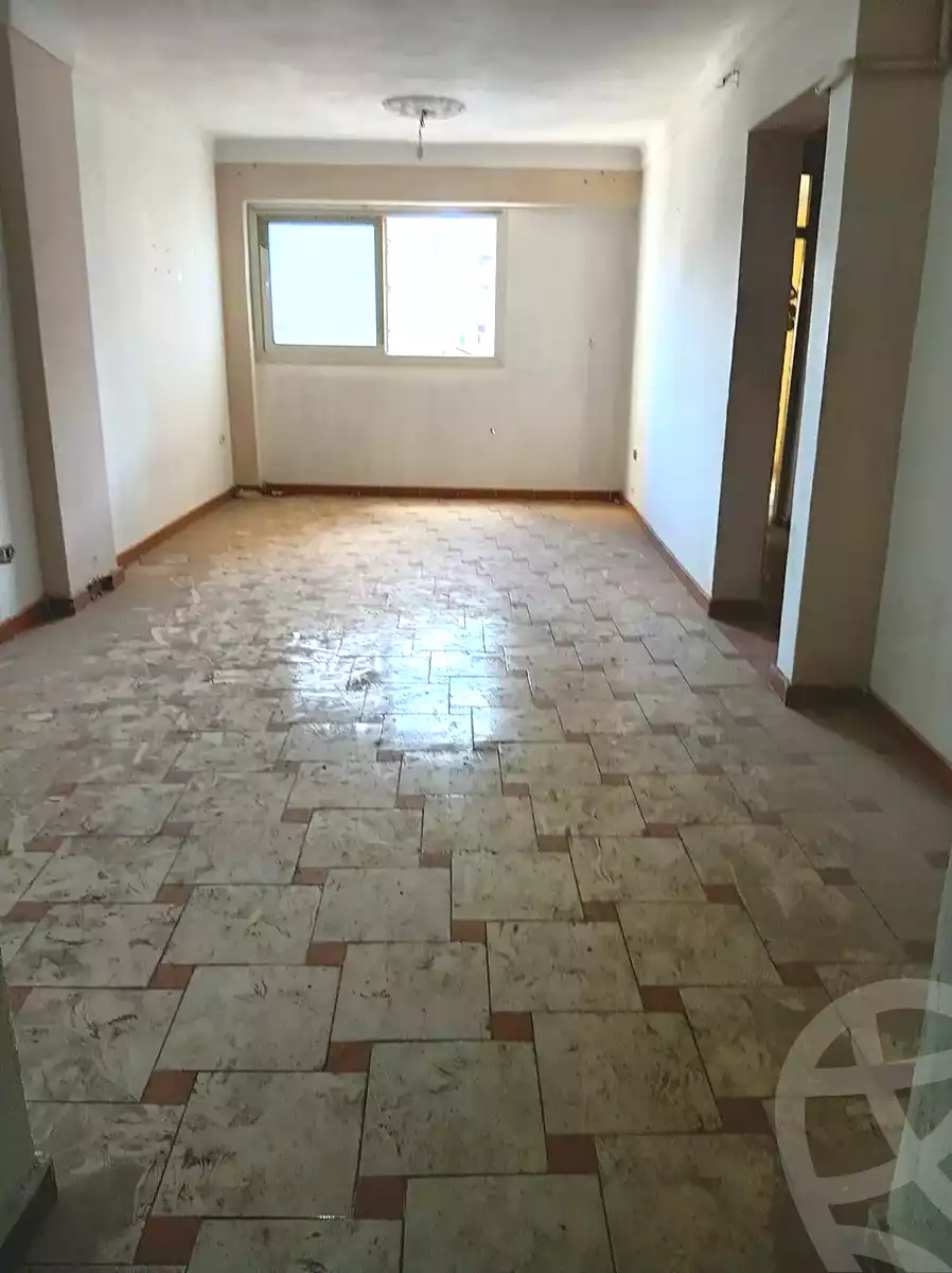https://aqarmap.com.eg/en/listing/6990000-for-sale-alexandria-el-asafra-l-sfr-qbly-el-maahad-el-dini-st
