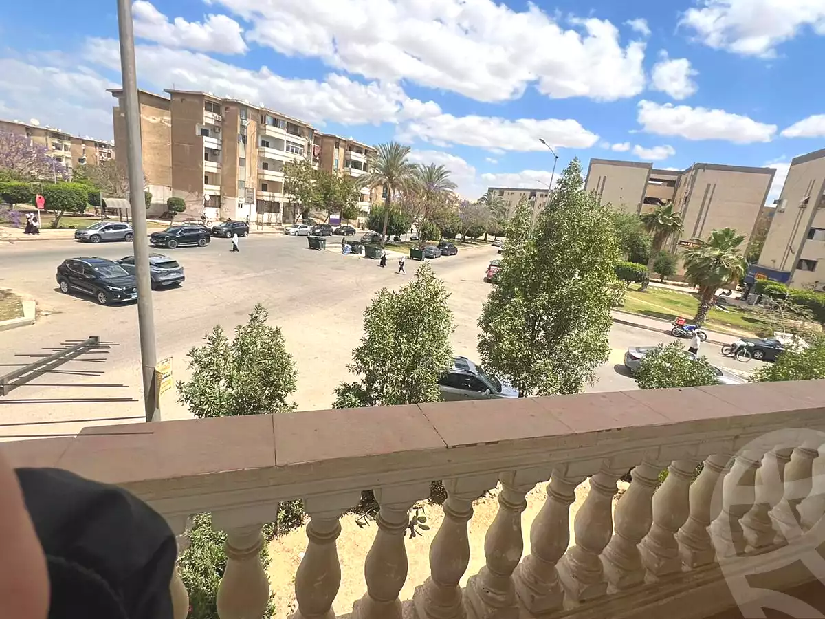https://aqarmap.com.eg/ar/listing/6990106-for-sale-cairo-el-sheikh-zayed-city-el-hay-elthany-lrwd