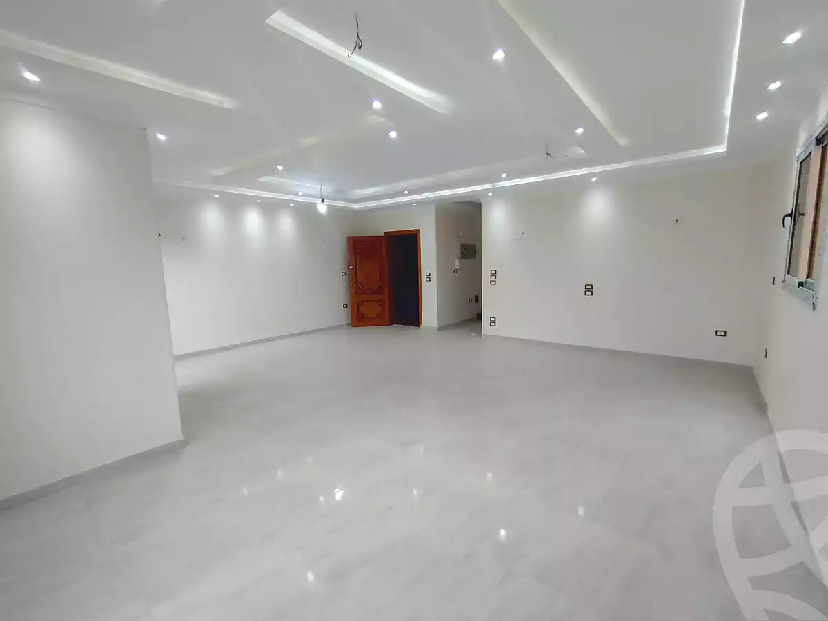 https://aqarmap.com.eg/ar/listing/6990158-for-rent-cairo-new-cairo-ganob-el-akadamiya-south-academy-g-fatma-el-youssef-st