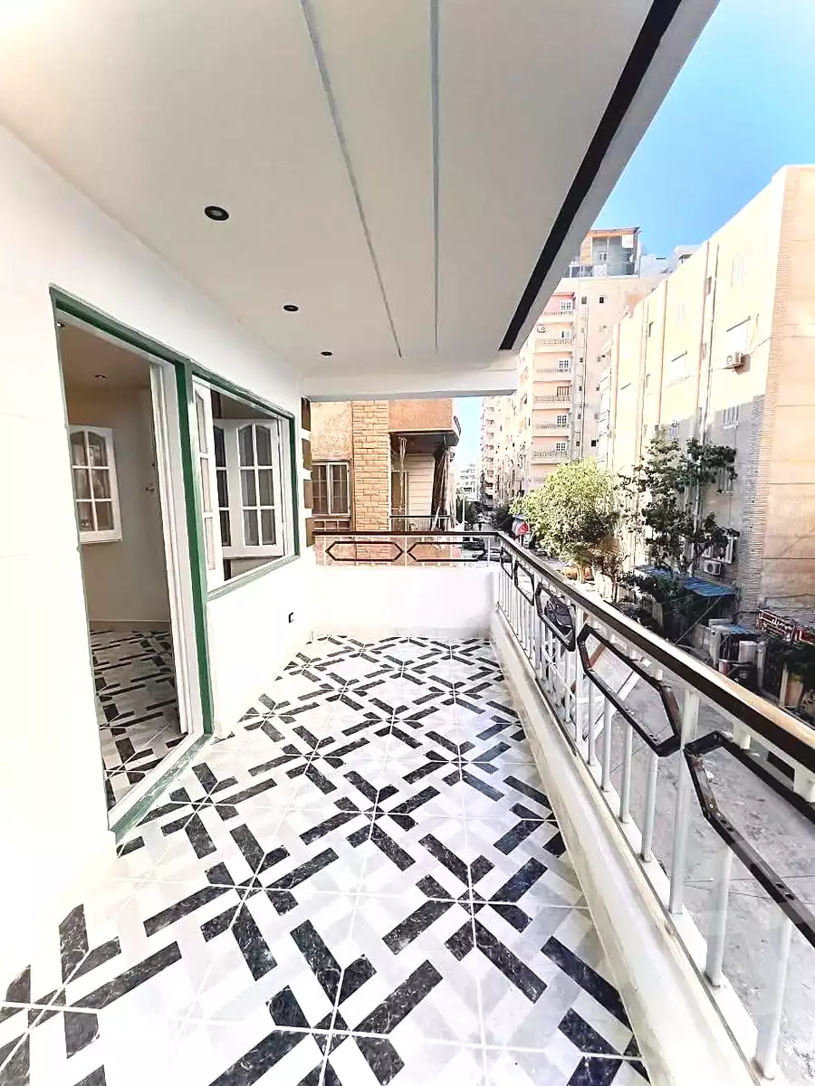 https://aqarmap.com.eg/ar/listing/6990911-for-sale-alexandria-al-agamy-shataa-el-nakheel