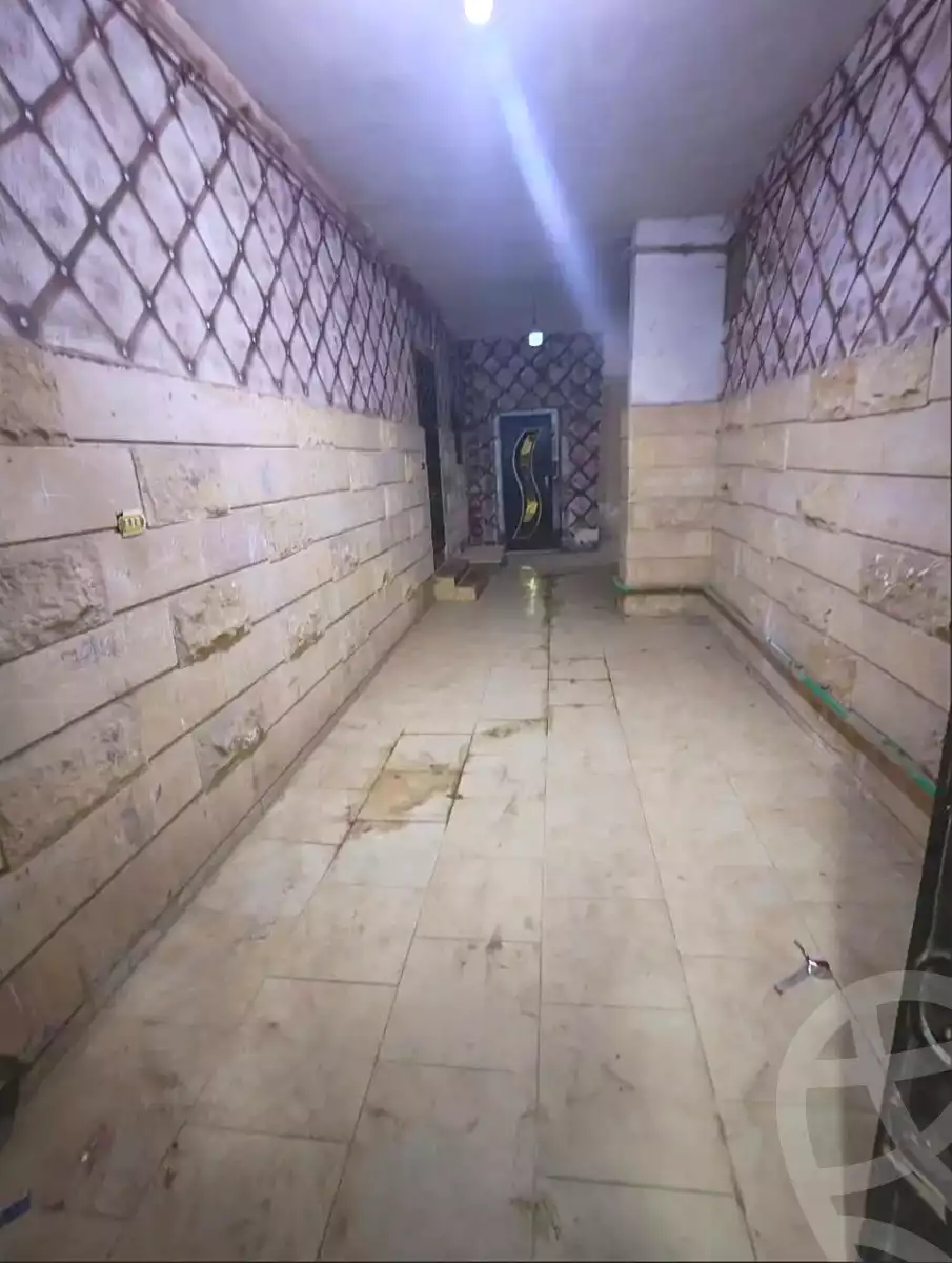 https://aqarmap.com.eg/ar/listing/6990955-for-sale-alexandria-al-agamy-el-hanouvel-al-qoubtan-hussein-ghali-st